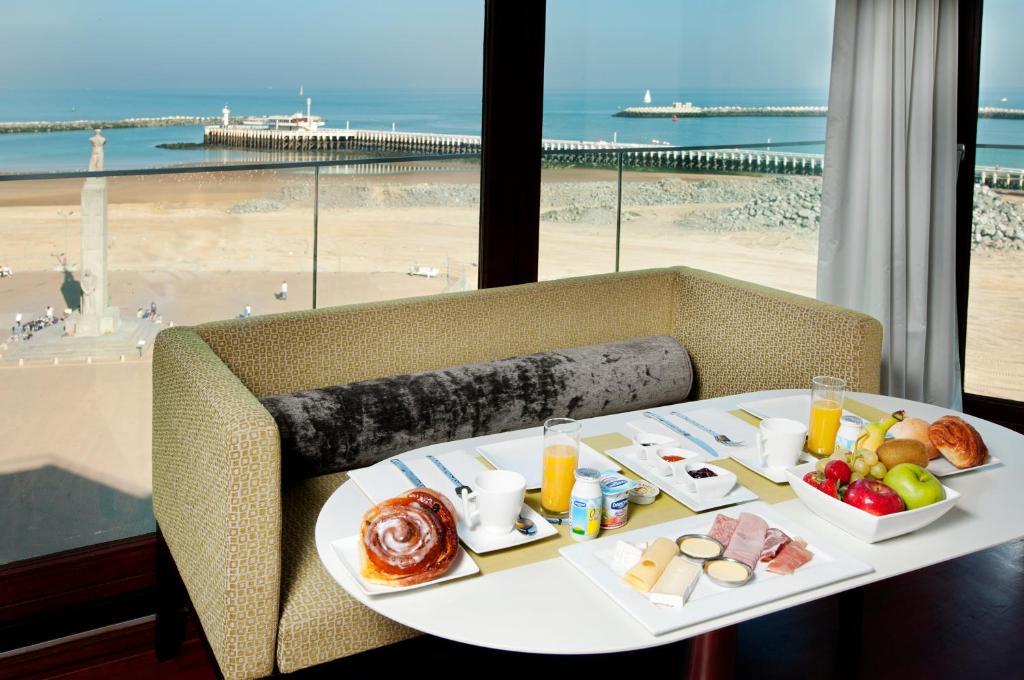 De Mangerie Guesthouse Promenade Остенде Екстериор снимка